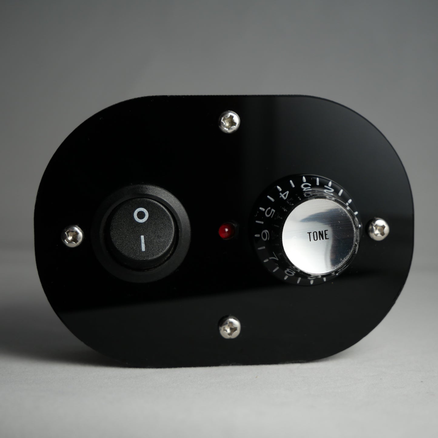 Black Acrylic Compact Midi Controller with 1 Latching Note Button 1 Potentiometer Knob and LED