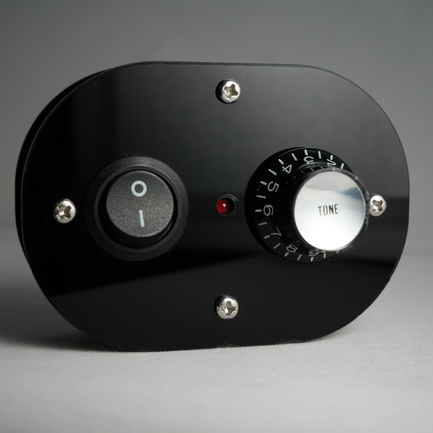 Black Acrylic Compact Midi Controller with 1 Latching Note Button 1 Potentiometer Knob and LED
