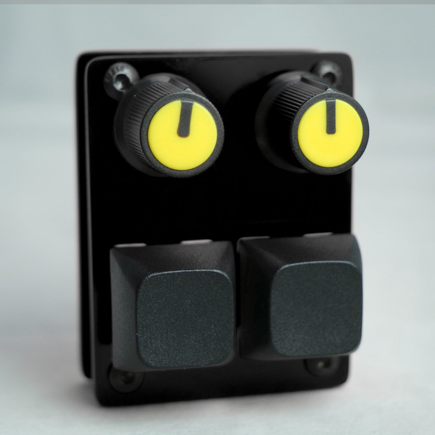 madMidiMini Acrylic Black
