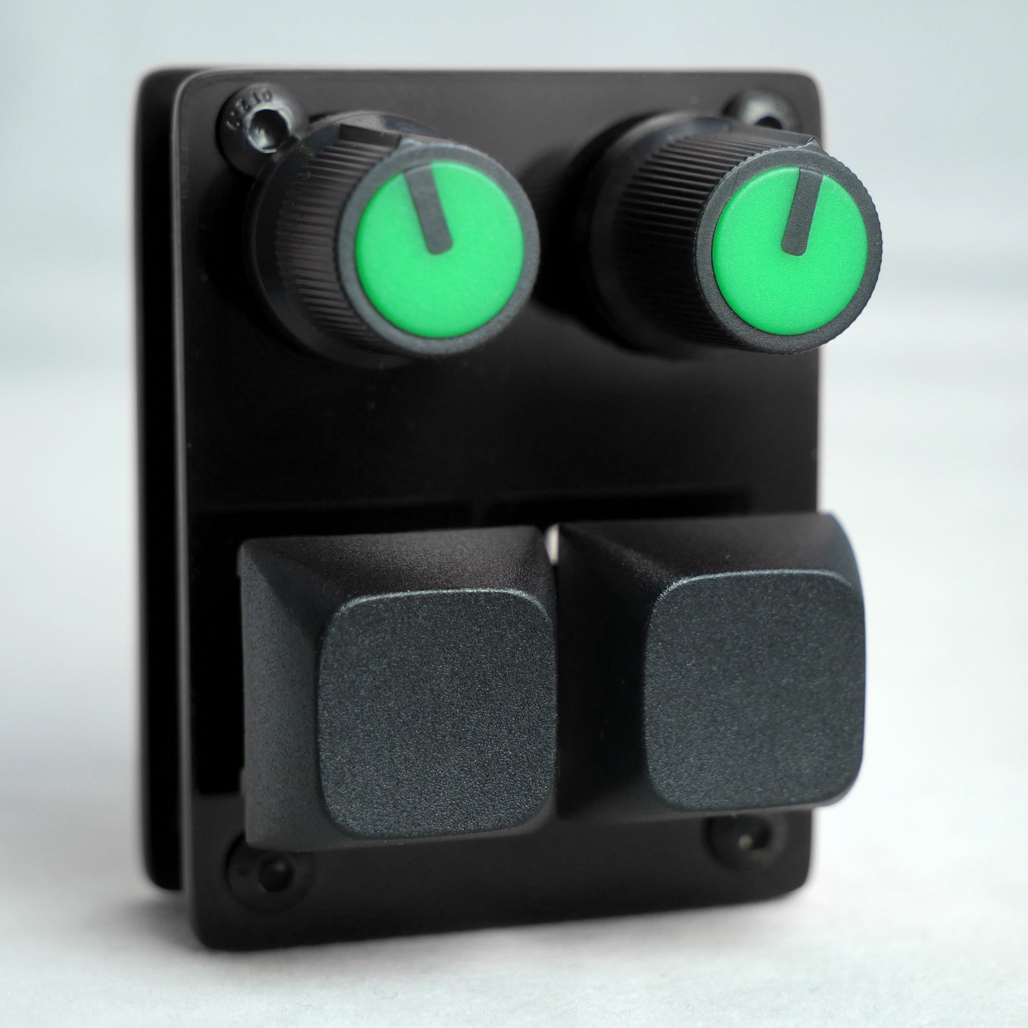 madMidiMini Acrylic Black