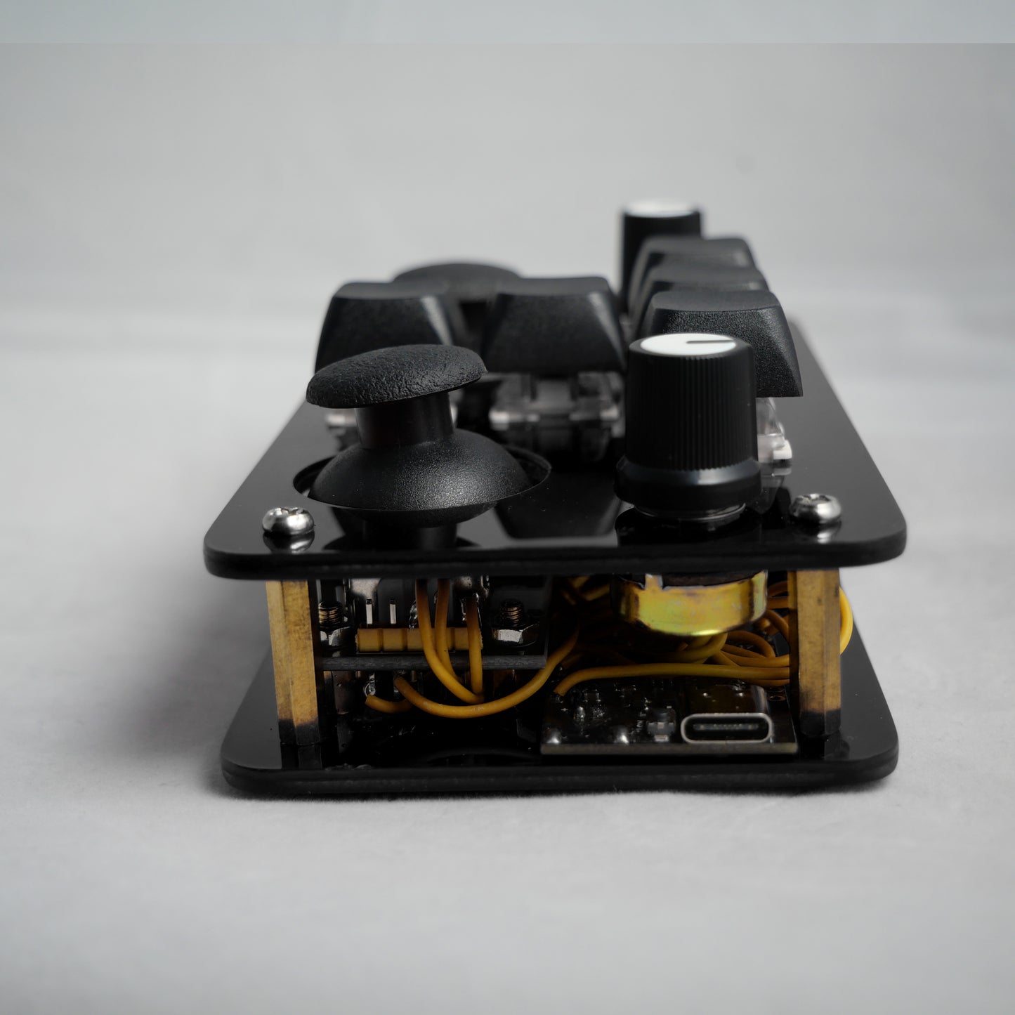 madMidi Acrylic Wireless