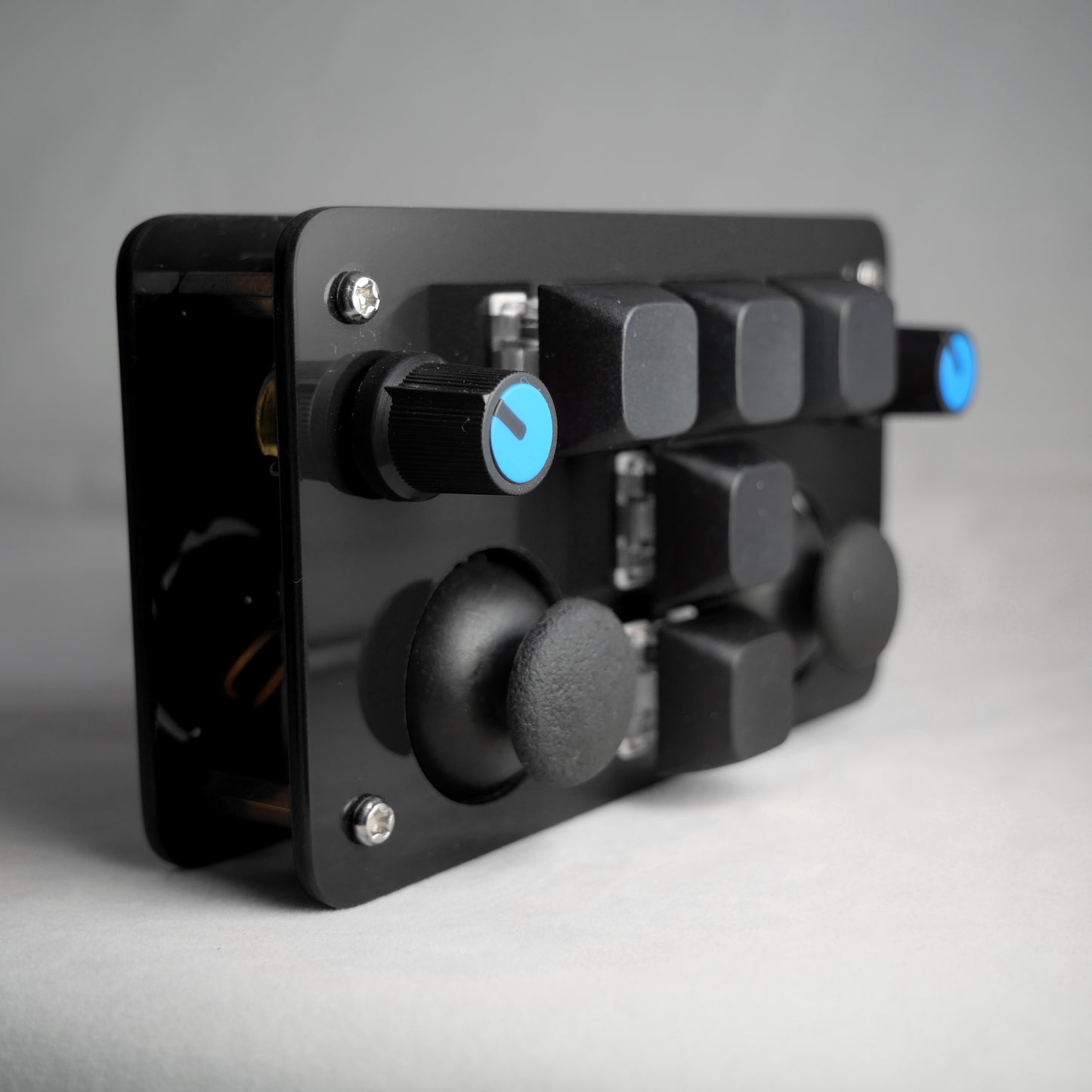madMidi Acrylic Wireless Black and Blue