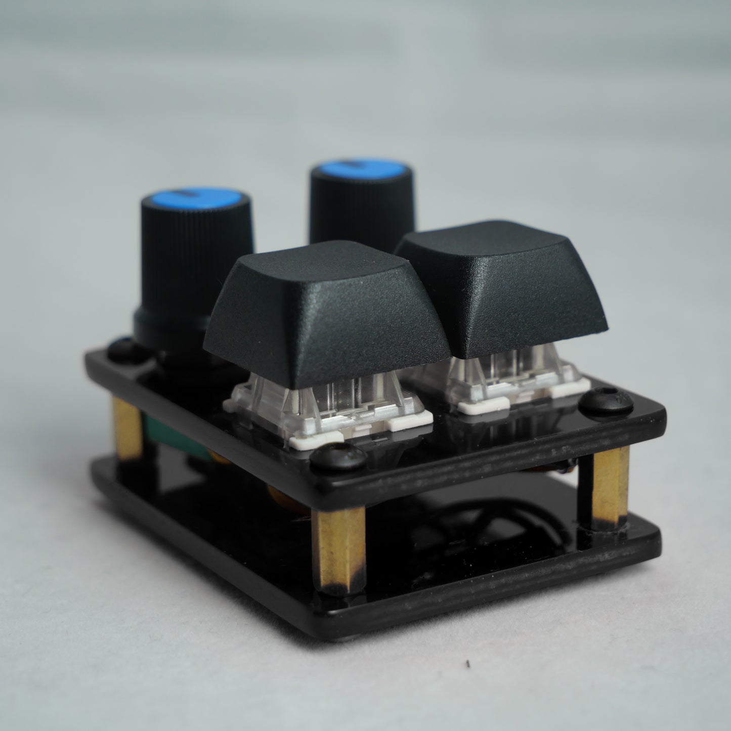 madMidiMini Acrylic Black