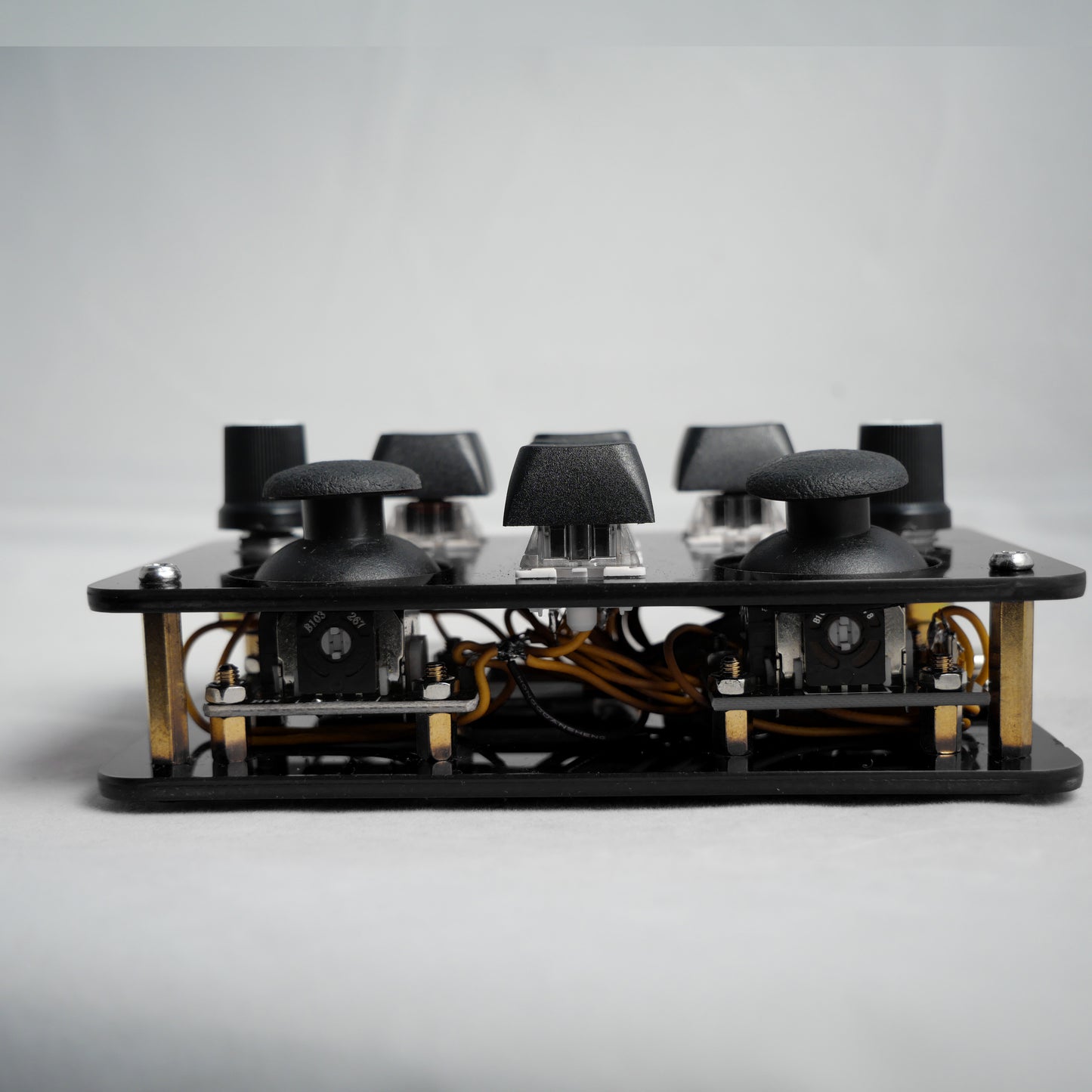madMidi Acrylic Wireless