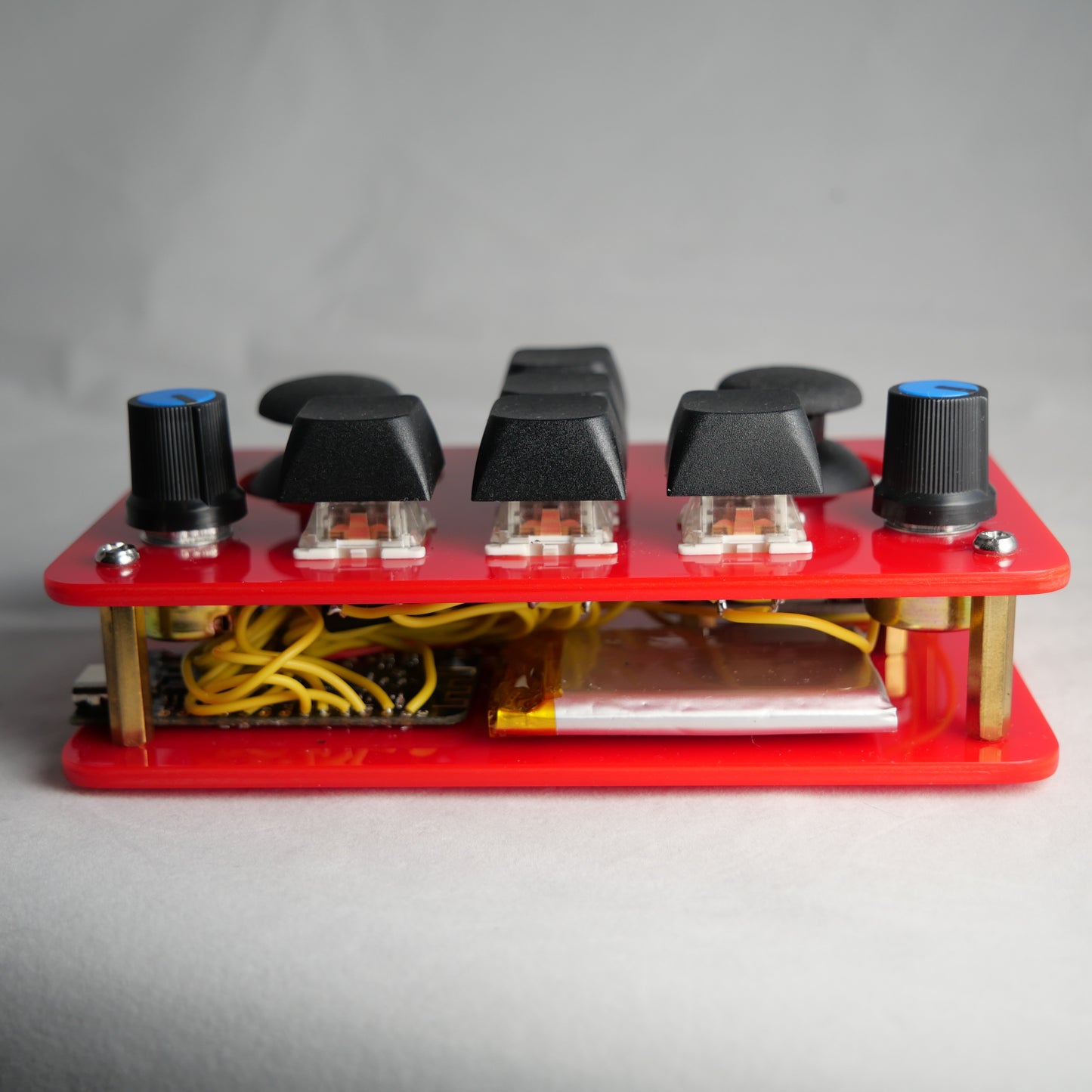 madMidi Acrylic Wireless Red and Blue