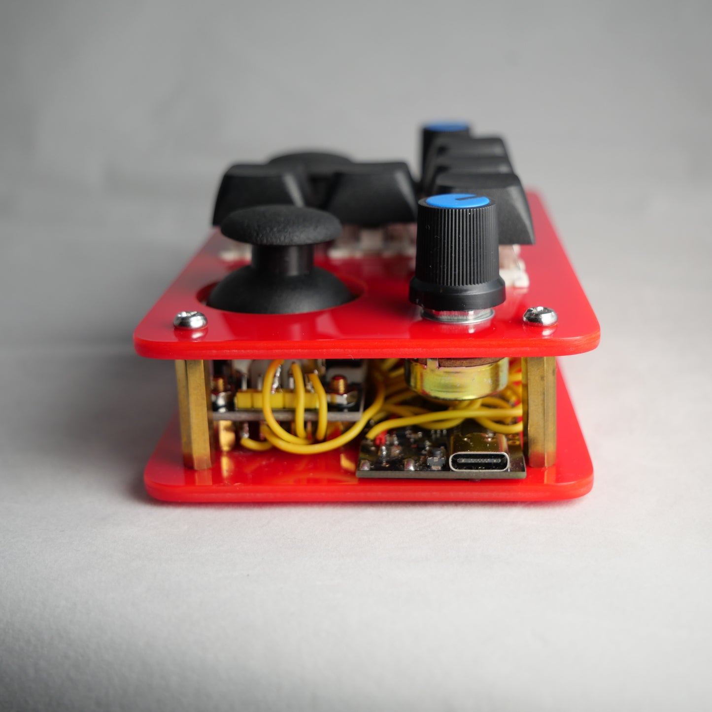 madMidi Acrylic Wireless Red and Blue