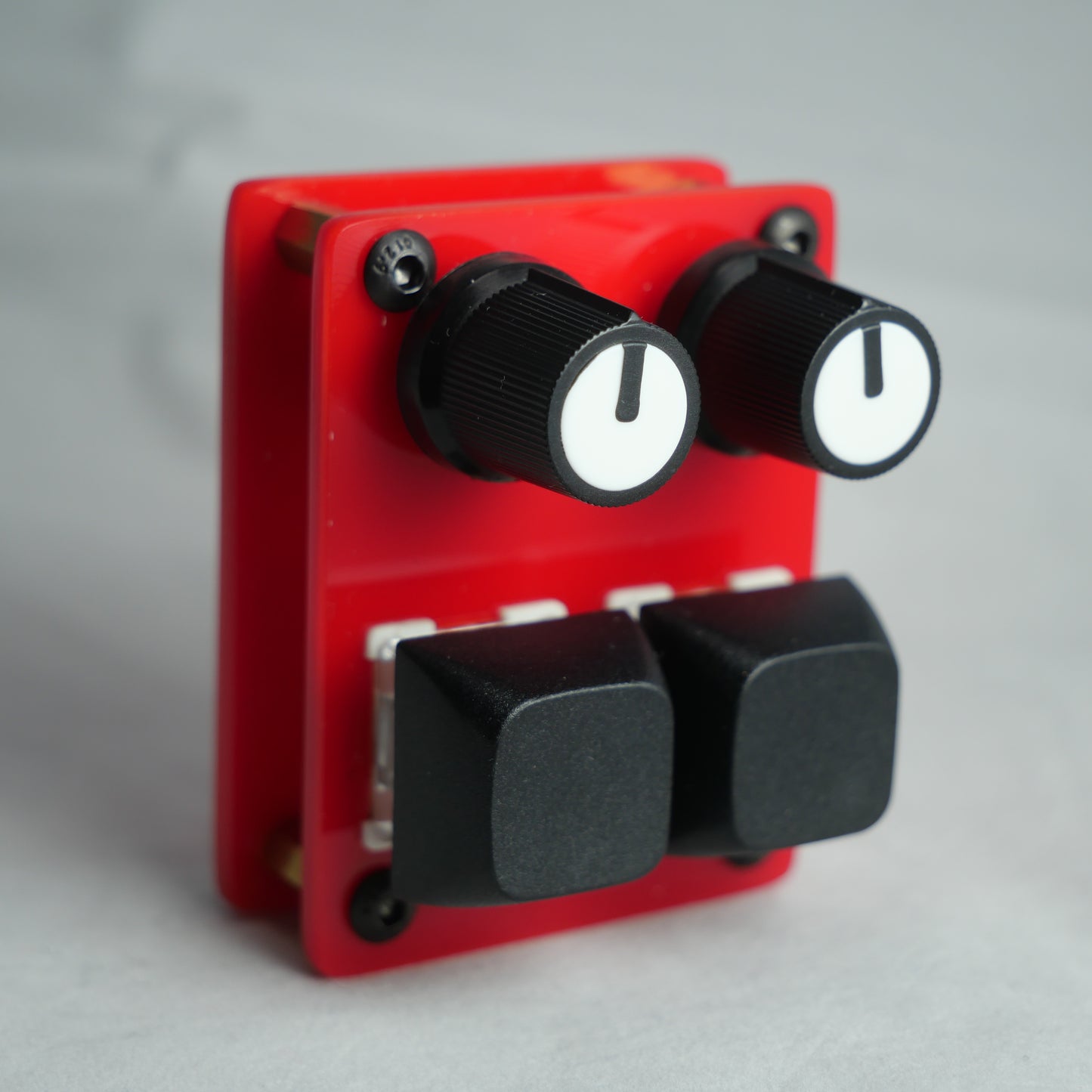 madMidiMini Acrylic Red