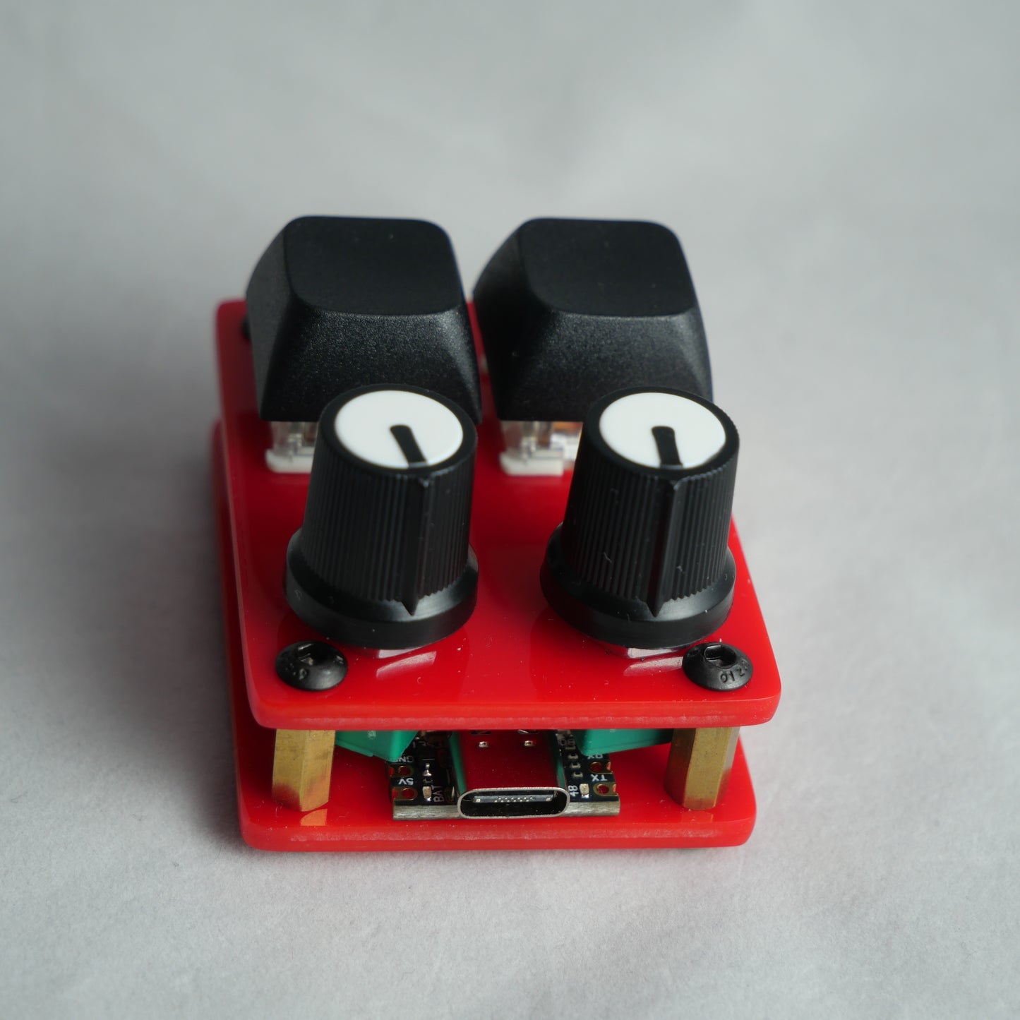 madMidiMini Acrylic Red