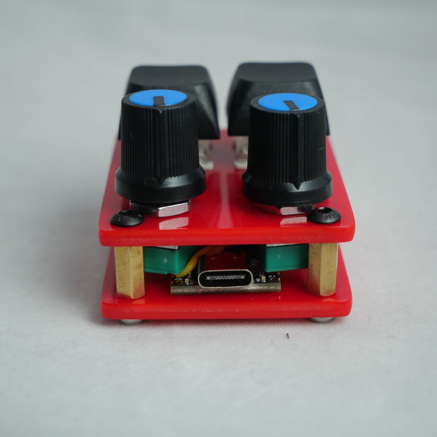madMidiMini Acrylic Red