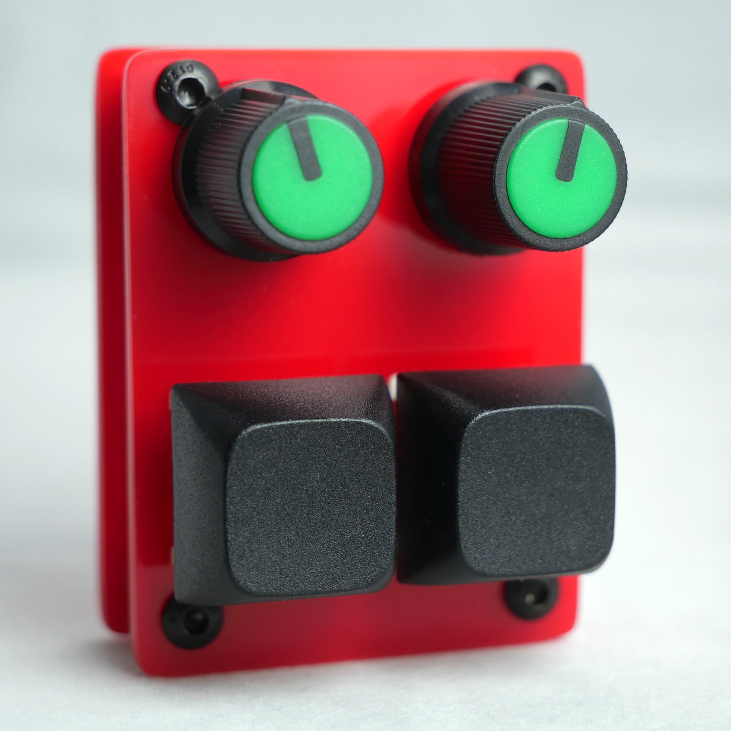 madMidiMini Acrylic Red