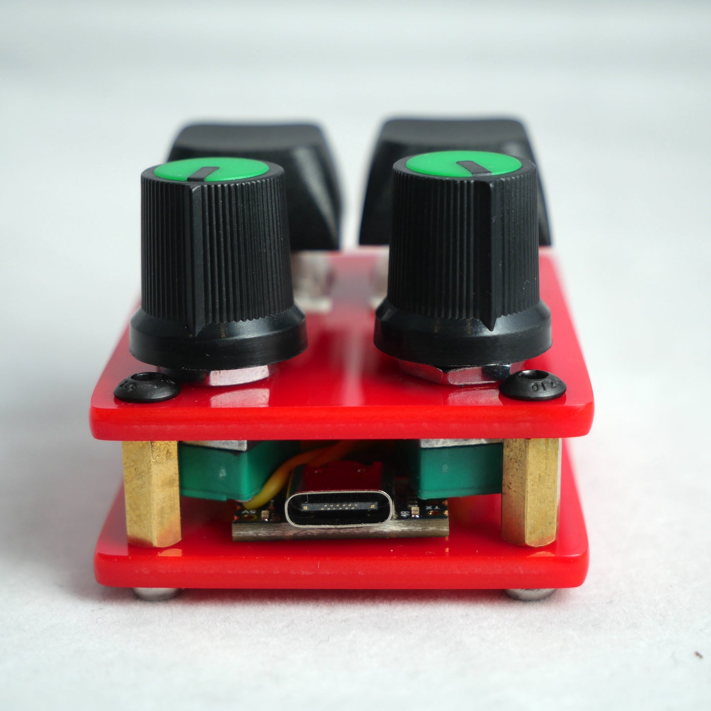 madMidiMini Acrylic Red