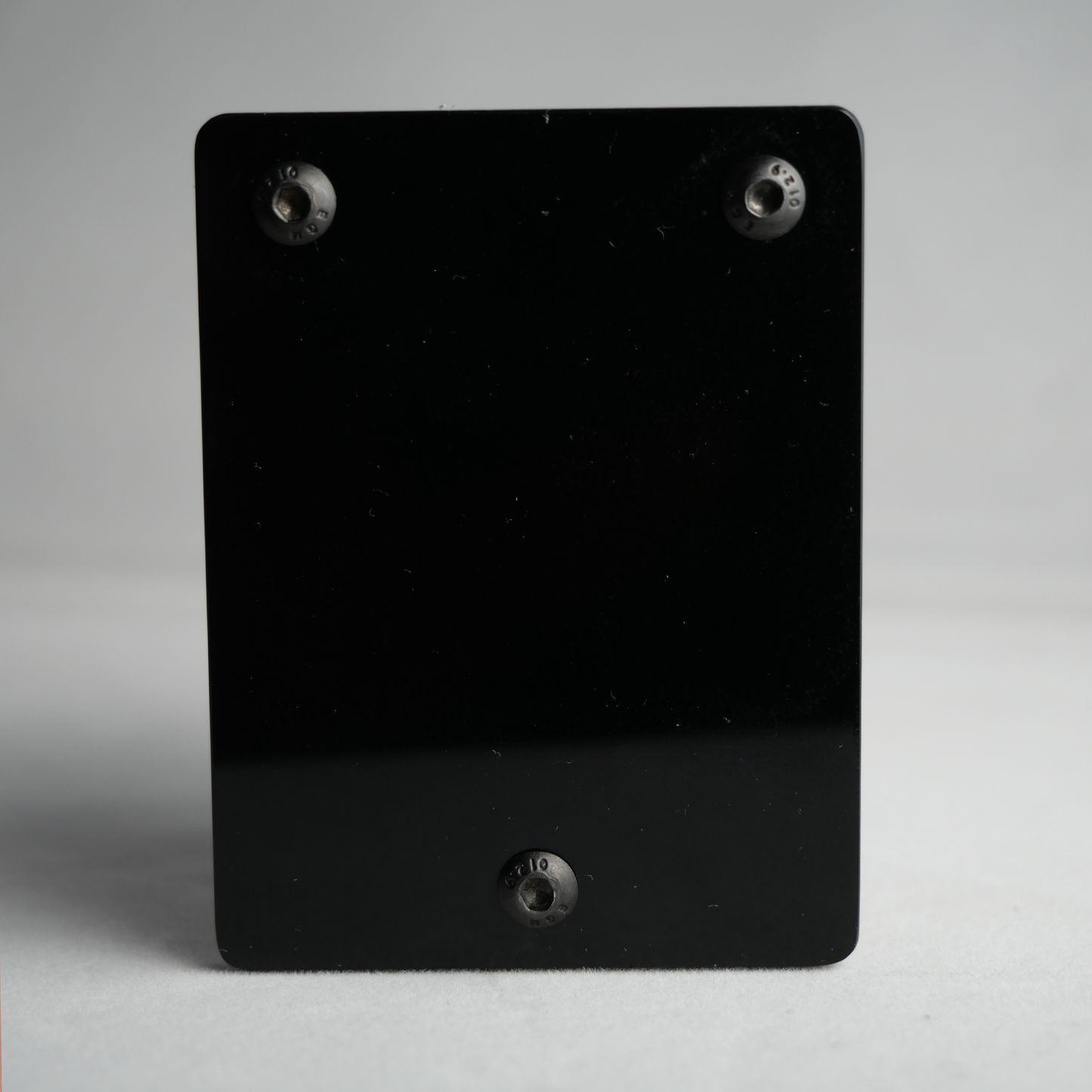 madMidiMini Compact Midi Controller Black Acrylic with 4 Note Buttons 2 Encoder Knobs and LEDs