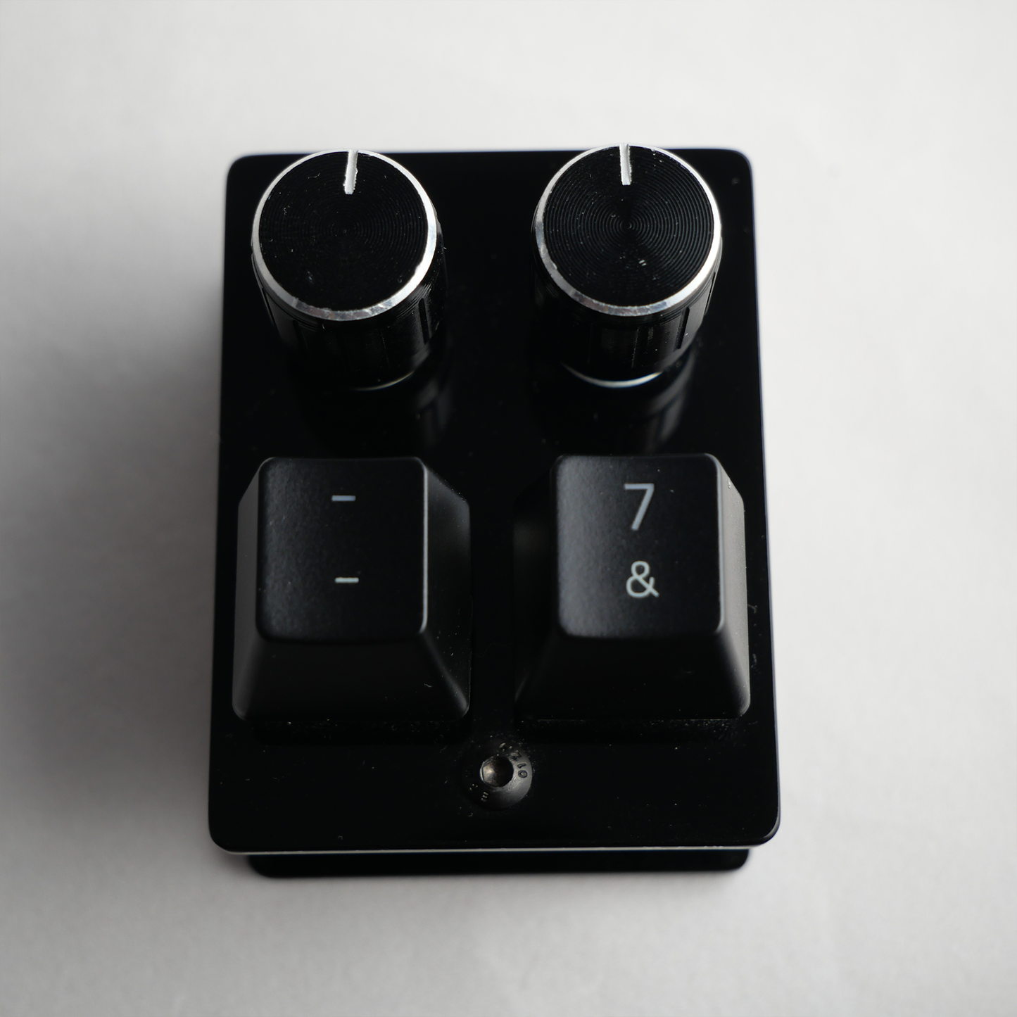 madMidiMini Compact Midi Controller Black Acrylic with 4 Note Buttons 2 Encoder Knobs and LEDs