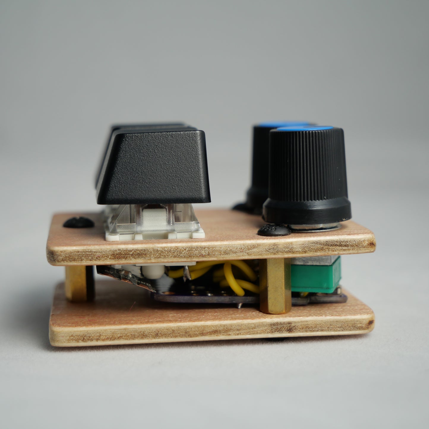 madMidiMini Blue