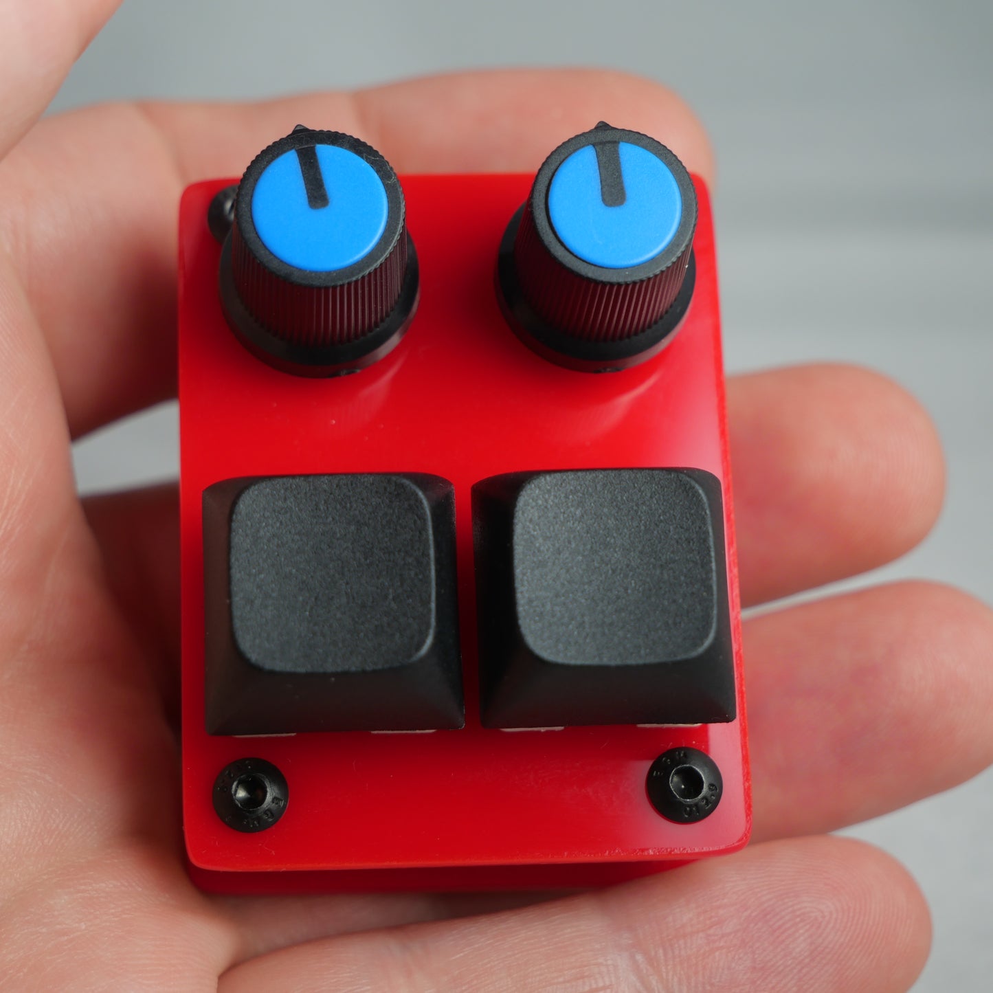 madMidiMini Acrylic Red